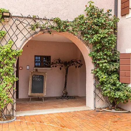 Baldi: The Perfect Refuge Between Vineyards And Nature Maison d'hôtes